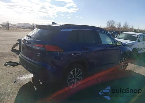 2024 Toyota Corolla Cross Xle из США, поврежденный, VIN 7MUDAABG1RV112899